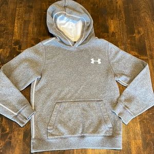 Boy’s Under Armour grey Hoodie size small